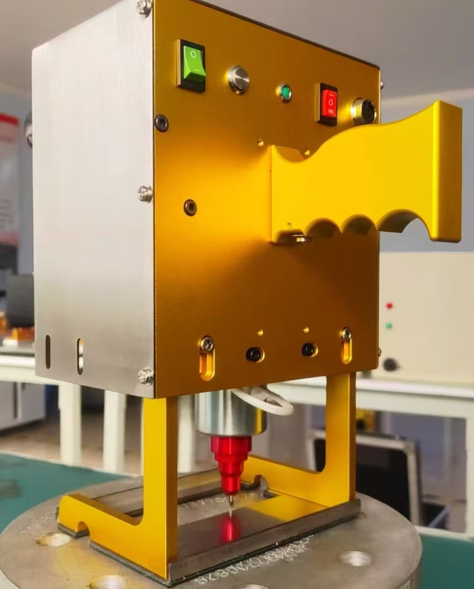 Kädessä pidettävä sähköinen kaiverruskone, metallikaiverruskone teräsputkeen